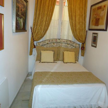Casa Senorial En Sevilla Centro,Calle Marmoles Экстерьер фото